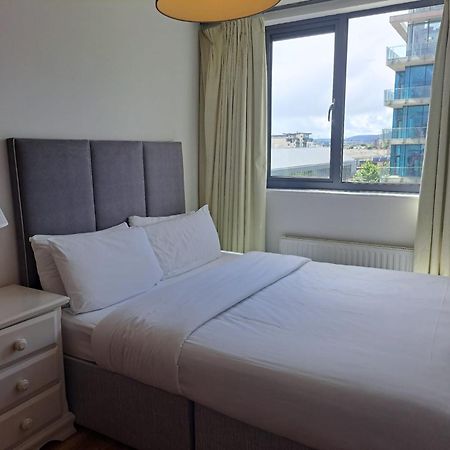 Grand Canal Square Apartments Dublin Bagian luar foto