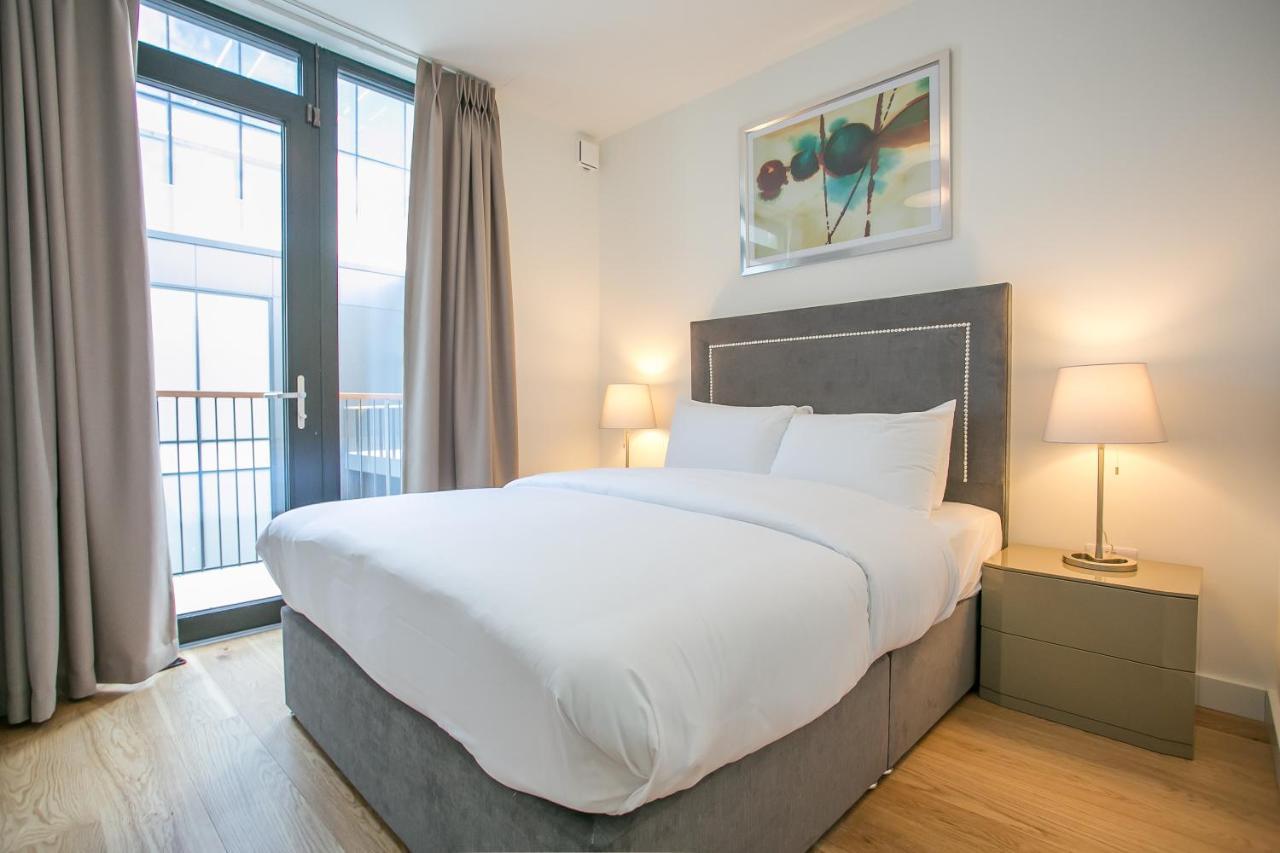 Grand Canal Square Apartments Dublin Bagian luar foto