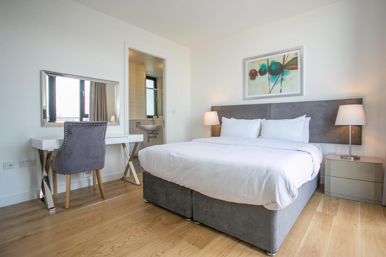 Grand Canal Square Apartments Dublin Bagian luar foto
