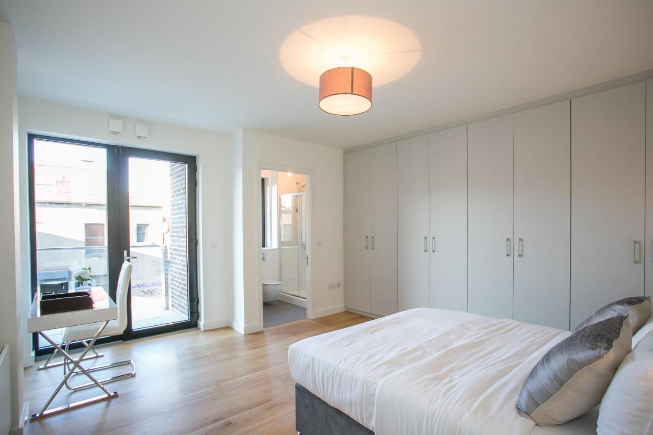 Grand Canal Square Apartments Dublin Bagian luar foto