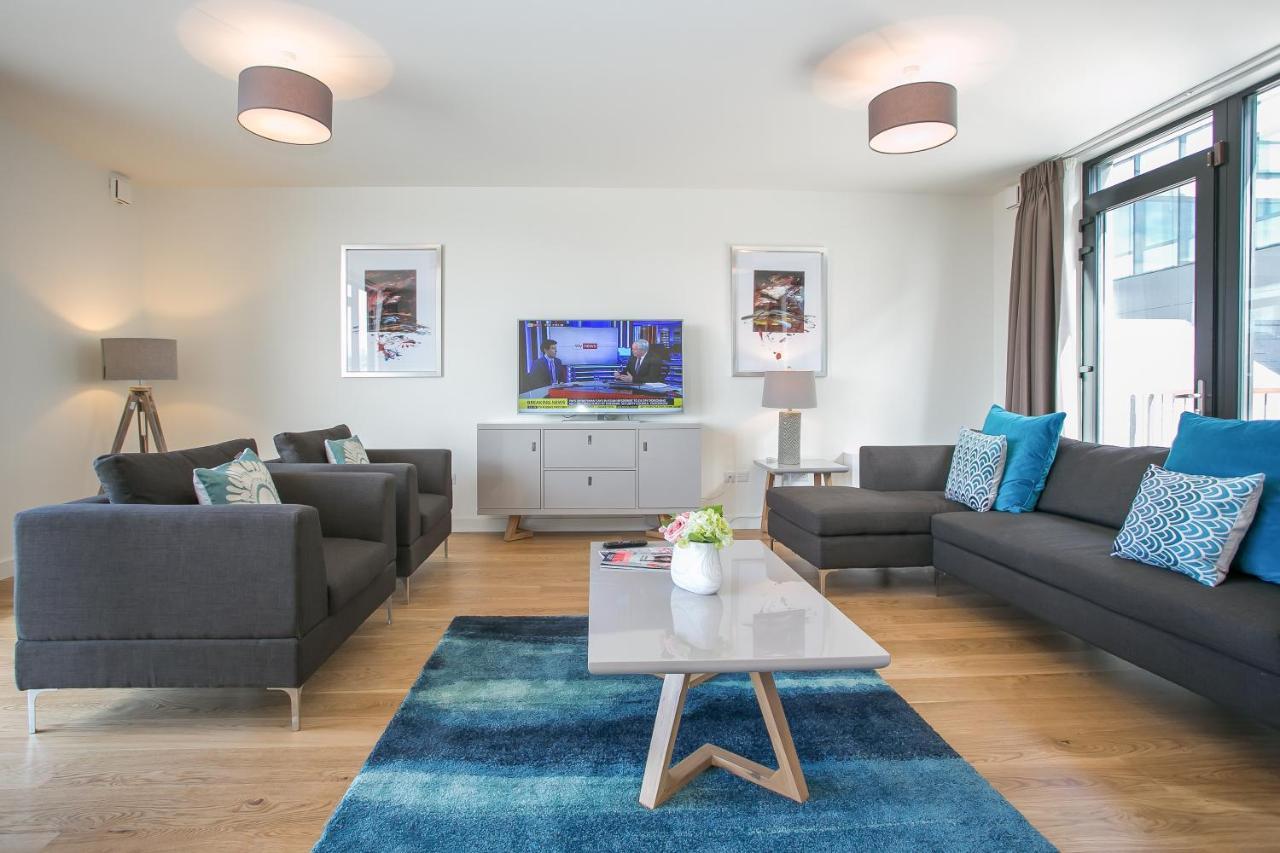 Grand Canal Square Apartments Dublin Bagian luar foto