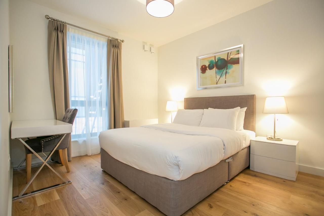 Grand Canal Square Apartments Dublin Bagian luar foto
