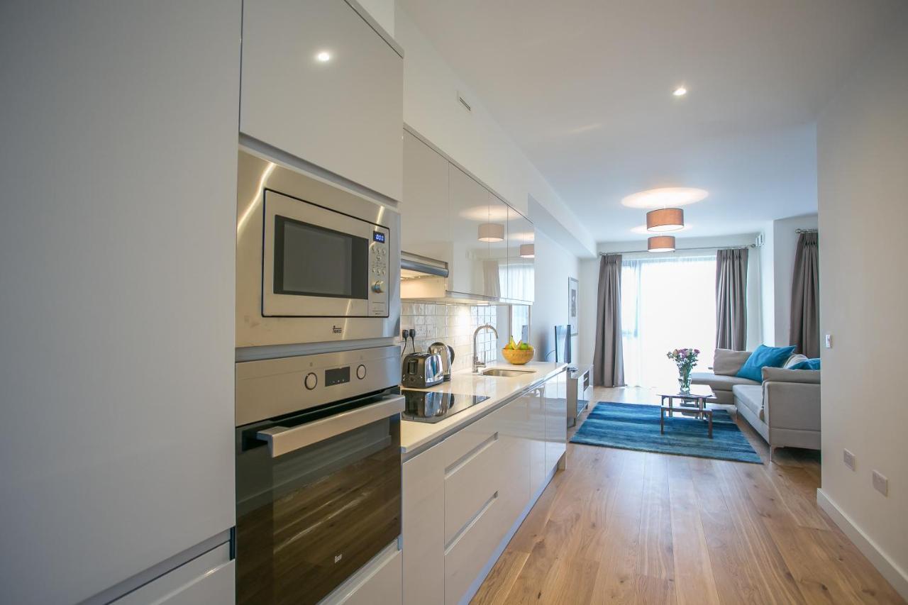 Grand Canal Square Apartments Dublin Bagian luar foto