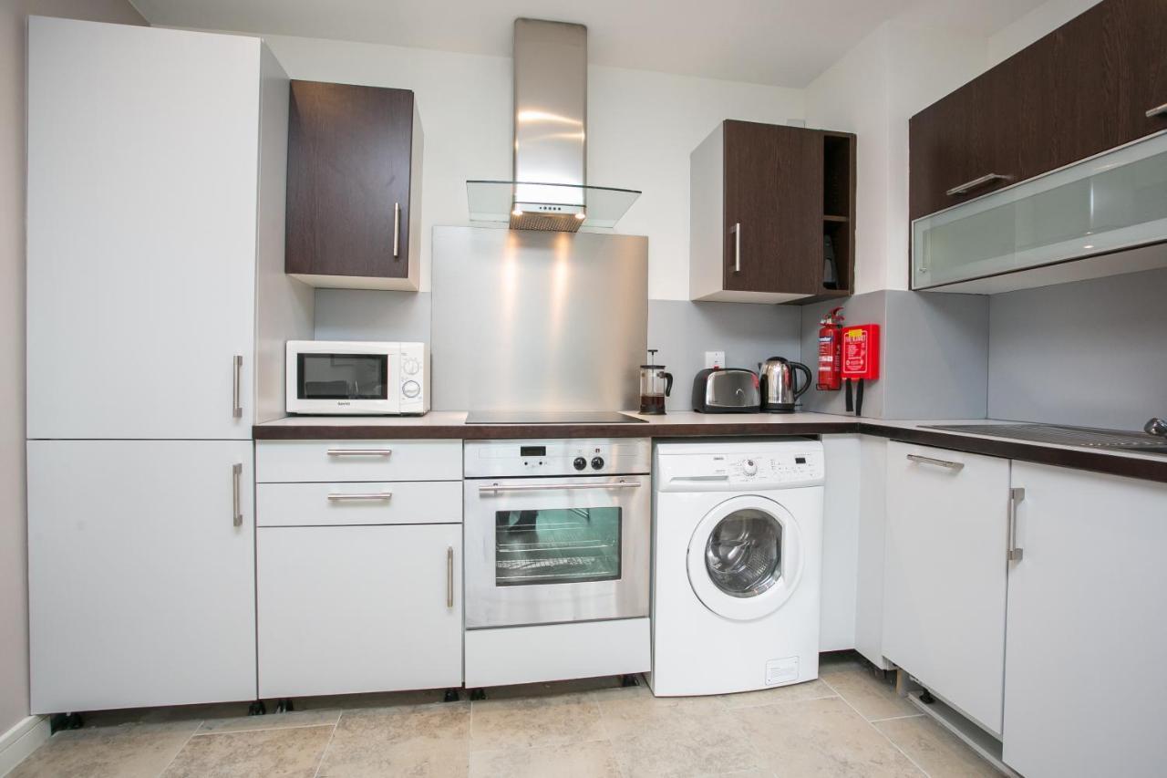Grand Canal Square Apartments Dublin Bagian luar foto