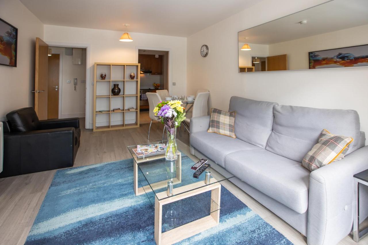 Grand Canal Square Apartments Dublin Bagian luar foto
