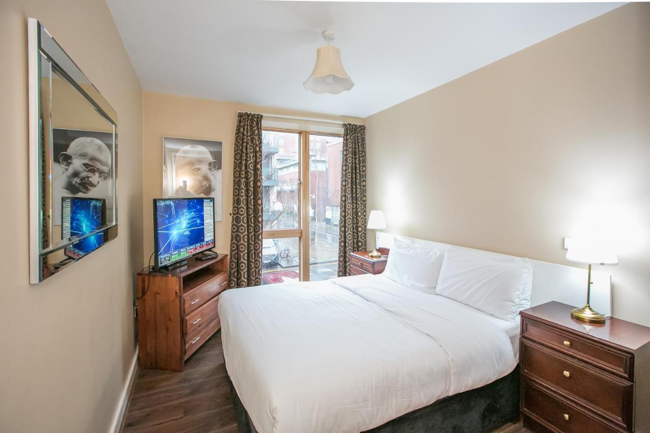 Grand Canal Square Apartments Dublin Bagian luar foto